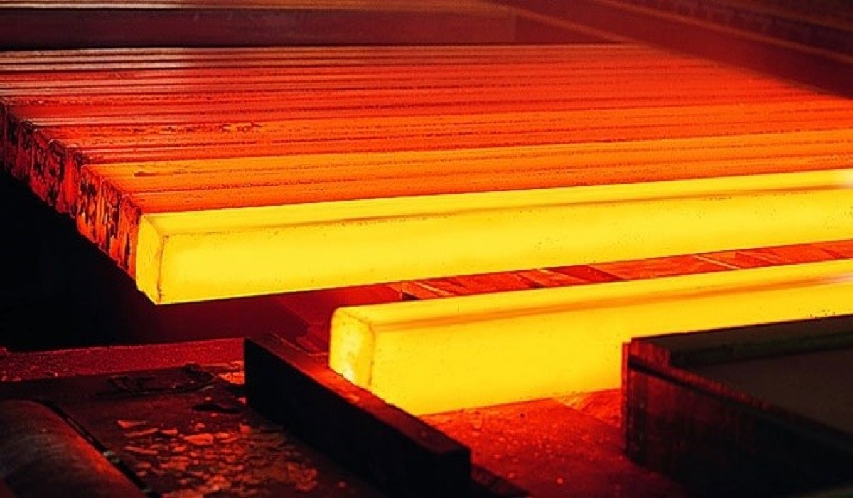 ناکافی بودن میزان عرضه شمش فولاد در بورس
