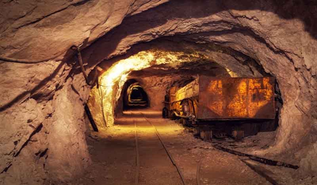 تعیین تکلیف ۲۰ معدن متروکه و ۷۰ محدوده معدنی قدیمی در منطقه آزاد ماکو
