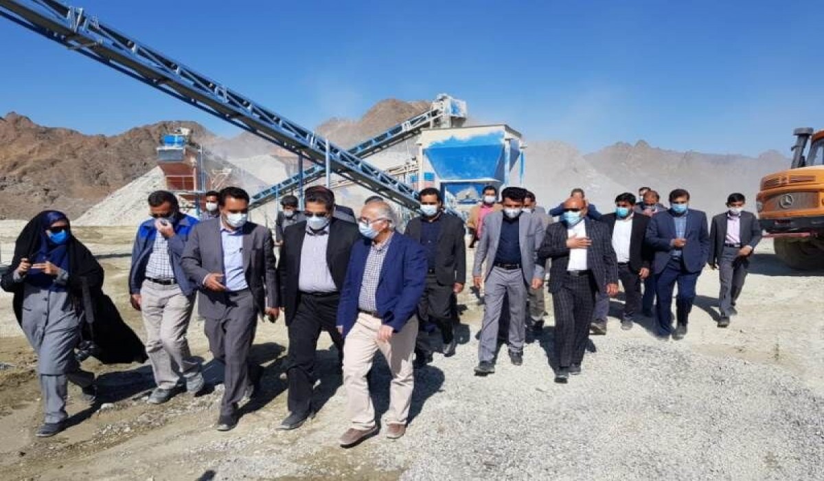 افتتاح کارخانه کنسانتره کرومیت در شهرستان منوجان