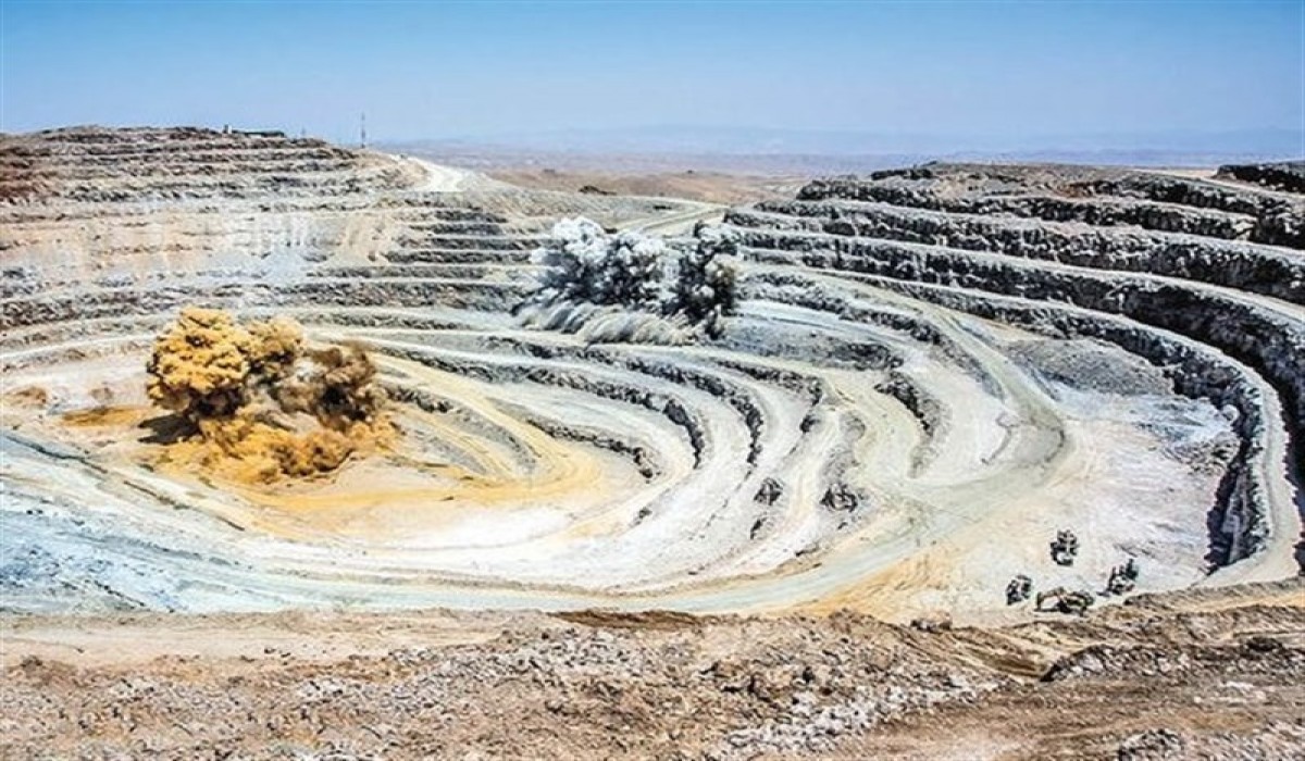 زنجان قبرستان ماشین‌آلات معدنی است